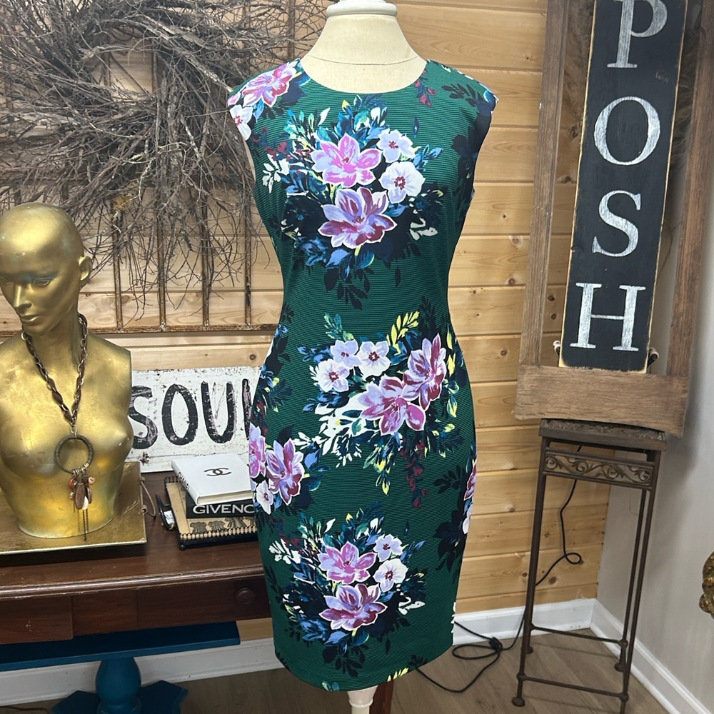 Floral print dress - Picture 3 of 12